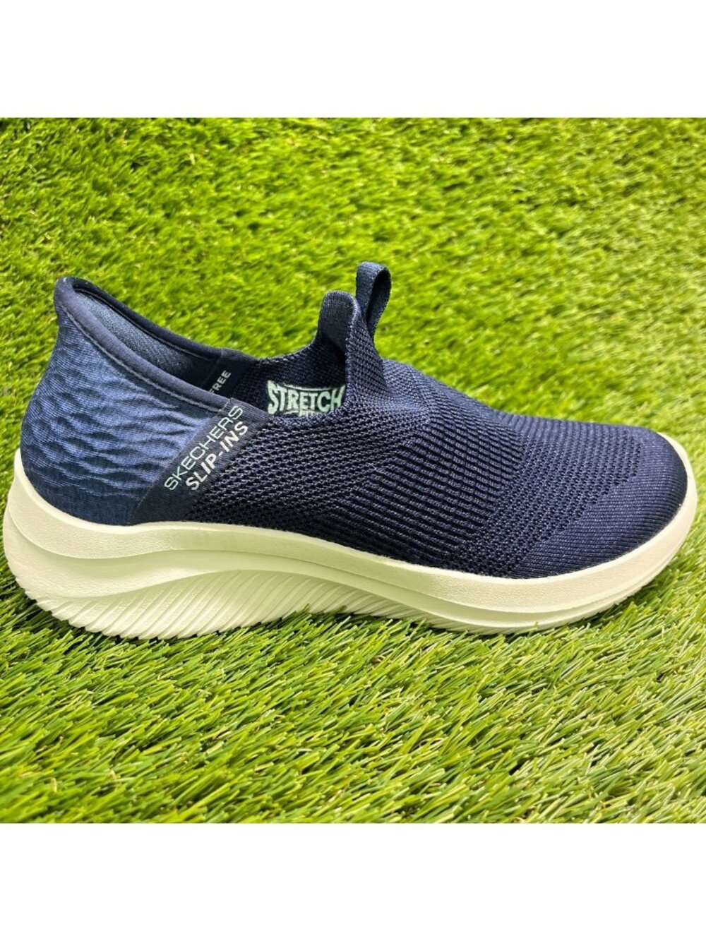 Skechers Ultra Flex 3.0 Smooth Step Womens Size 6D Blue Athletic Shoes Sneakers